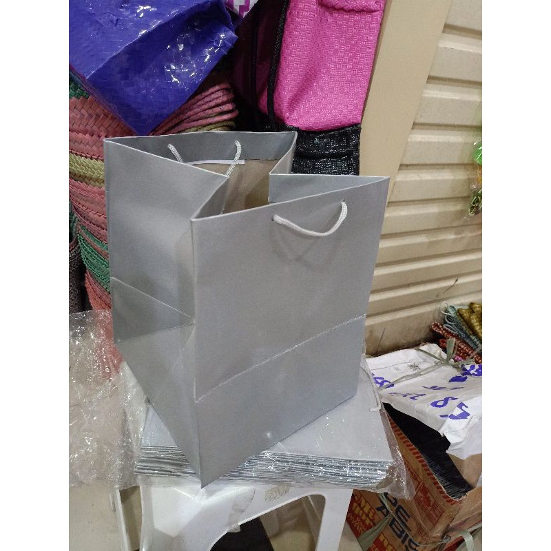 

paper bag nasi kotak box 22 warna silver bahan tebal isi 12 pcs