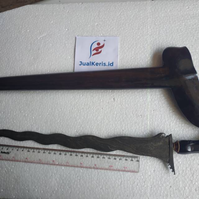 Keris Buntel Mayit
