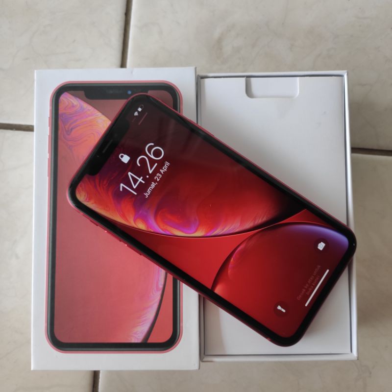 iphone XR red 128gb second