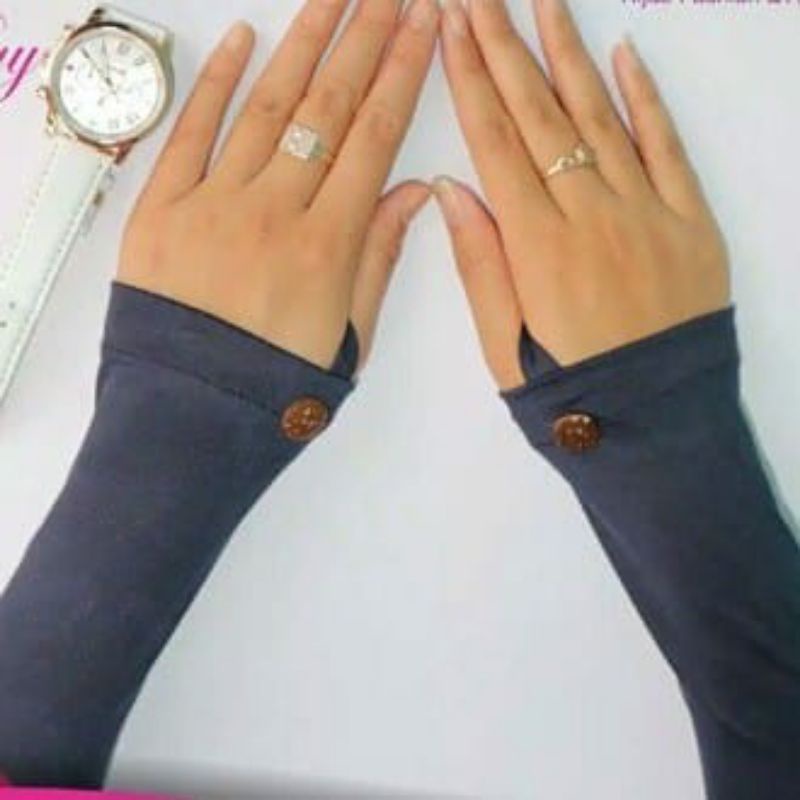 [HUSNA COLLECTION] Handsock Jempol Tali Kancing Batok / Handsock Kancing