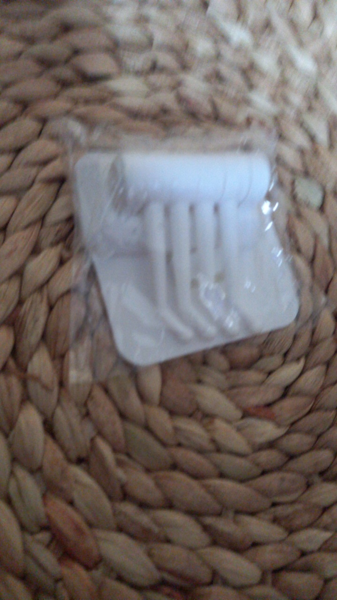 Anekagrosir | Gantungan Hook Kait 4 - Gantungan Serbaguna - Gantungan Baju - Hook - Tempelan