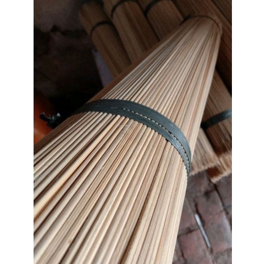 Jeruji Sangkar Burung Bambu Super Kulitan 2mm Panjang 60cm Isi 100 Batang Ruji Kandang Bambu Kulitan