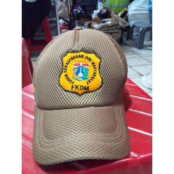 Topi FKDM