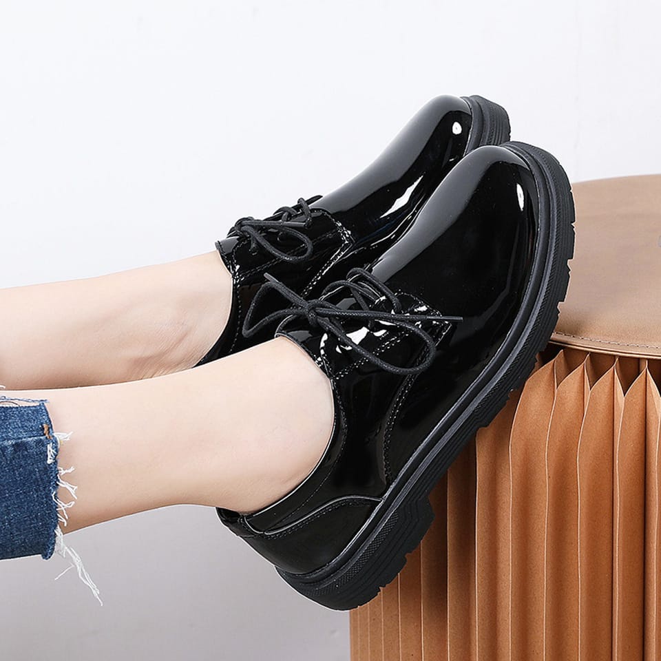 Sepatu Sekolah Wanita Remaja/ Dewasa Docmart Loafers Balck Glosy PREMIUM TLI O201