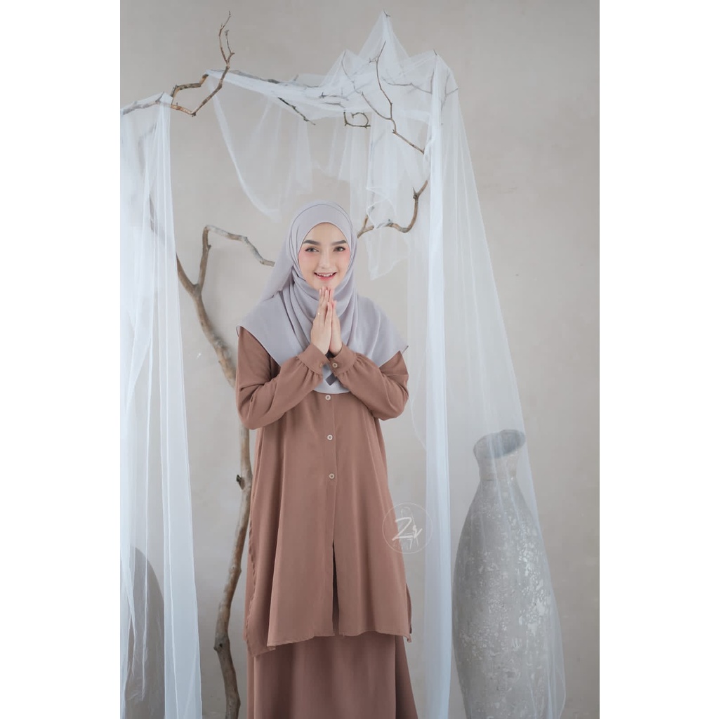 Setelan rok selebgram miza model setelan itycrepe oversize xxl premium busana wanita terbaru ori by ZR gamis malaysia XL XXL