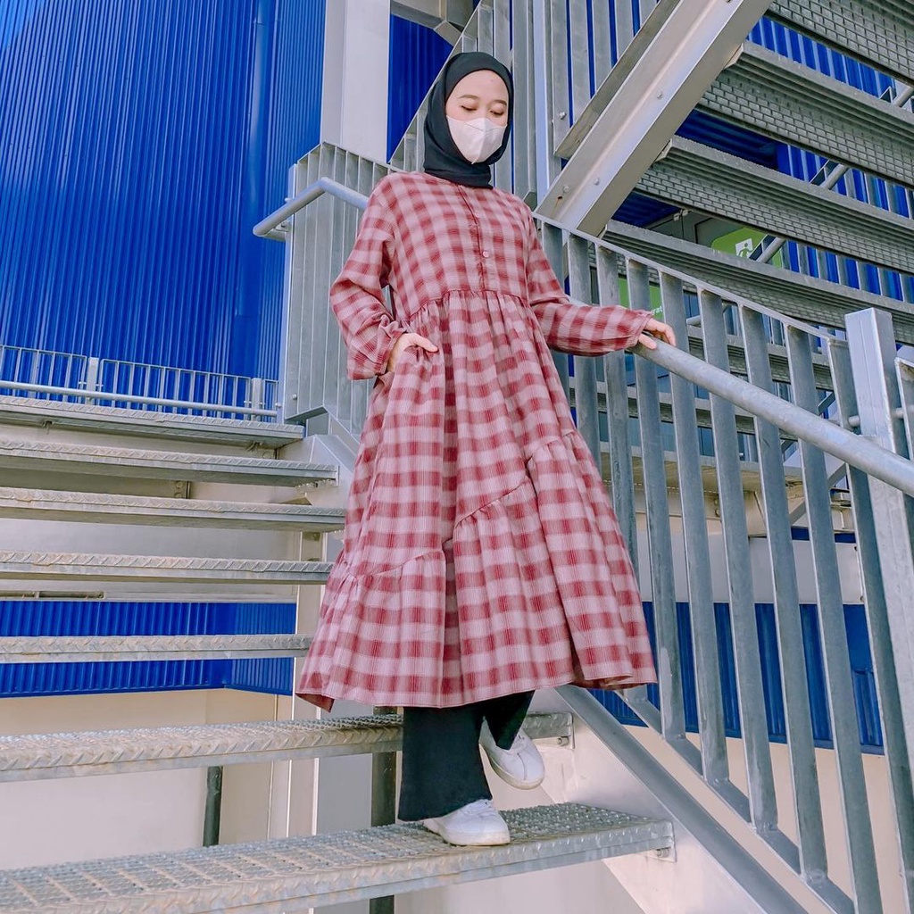 Alea Salur Midi Dress