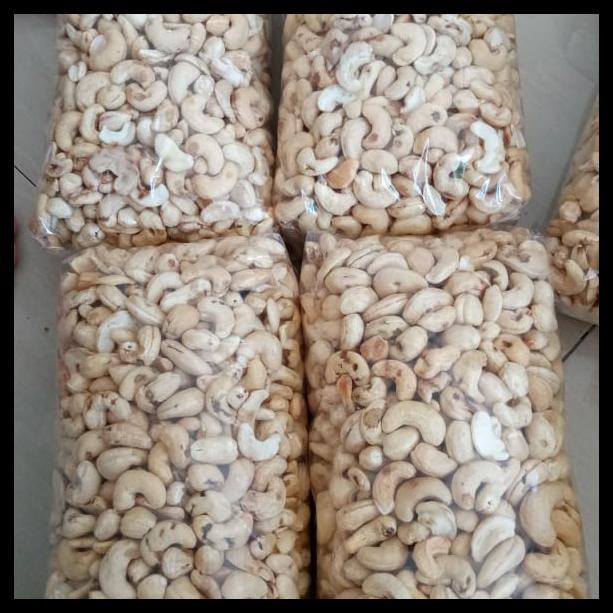 

DISKON TERBATAS !!! KACANG METE KACANG MEDE MENTAH 1KG SUPER TERLARIS