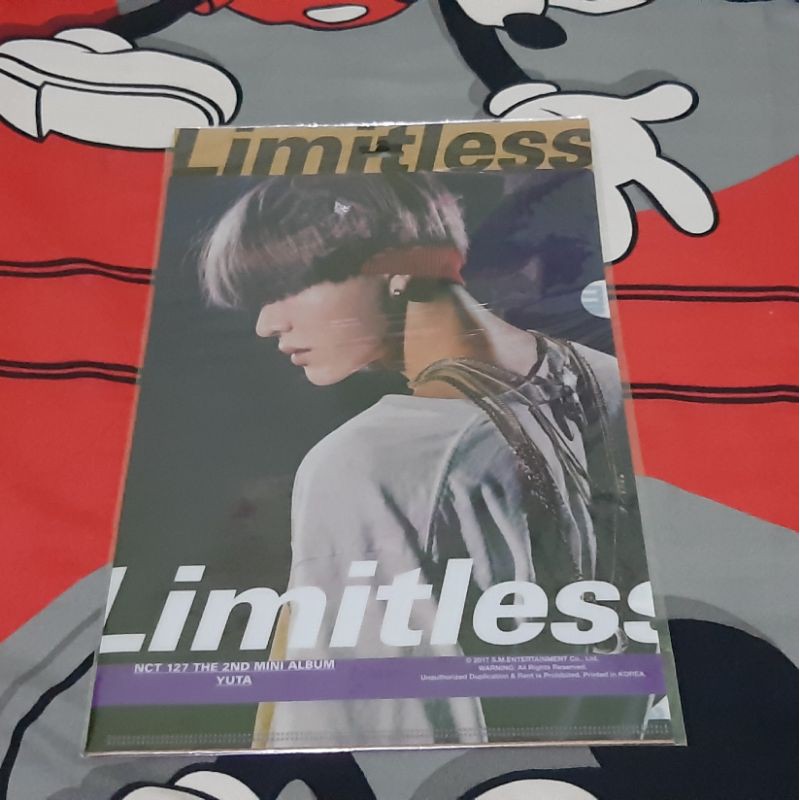NCT YUTA LIMITLESS L HOLDER