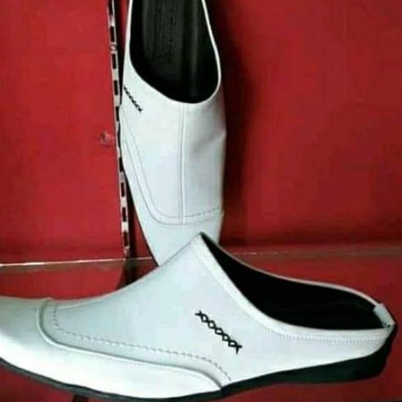 ー #Sepatu habib bahar sepatu selop Habaib daltu bustong sepatu habib bahar putih sepati selop pria q
