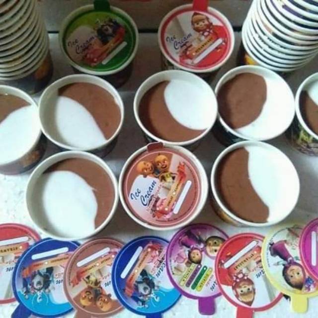 Cup es krim / gelas es krim / cup ice cream / mangkok es krim / kap es.krim / cup es krim murah / cu
