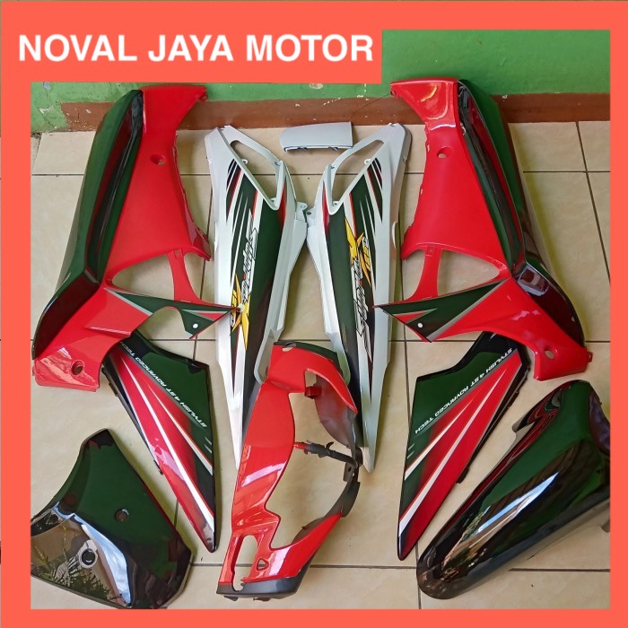 Full body Alus Supra X 125 lama merah putih