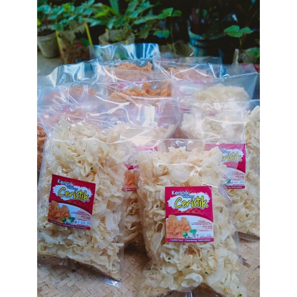 

KERIPIK SINGKONG CERISTIK PEDAS GURIH 250 G