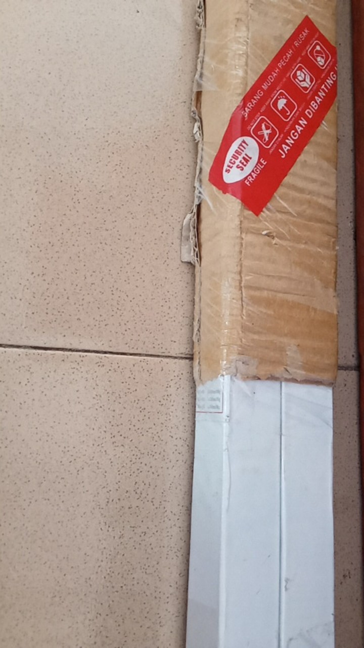 Sliding Track C4 Glatino/ Rel Pintu Geser 2,1 M Estilo / Rel Pintu Sliding 210 Cm By Belucci