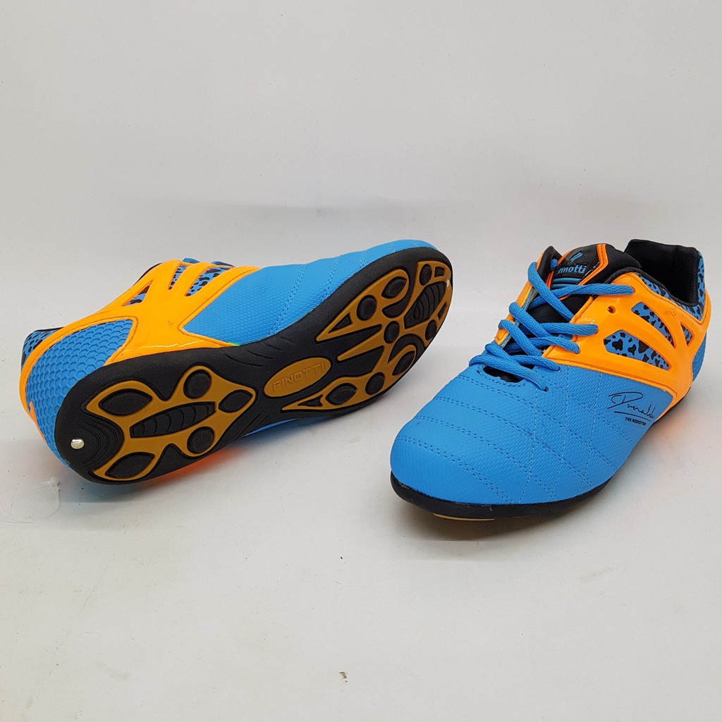 Sepatu futsal Ronaldo by Finotti (ada 3 warna)