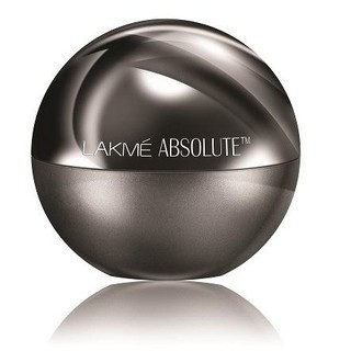 Lakme Absolute Reinvent Mattreal Skin Natural Mousse Foundation