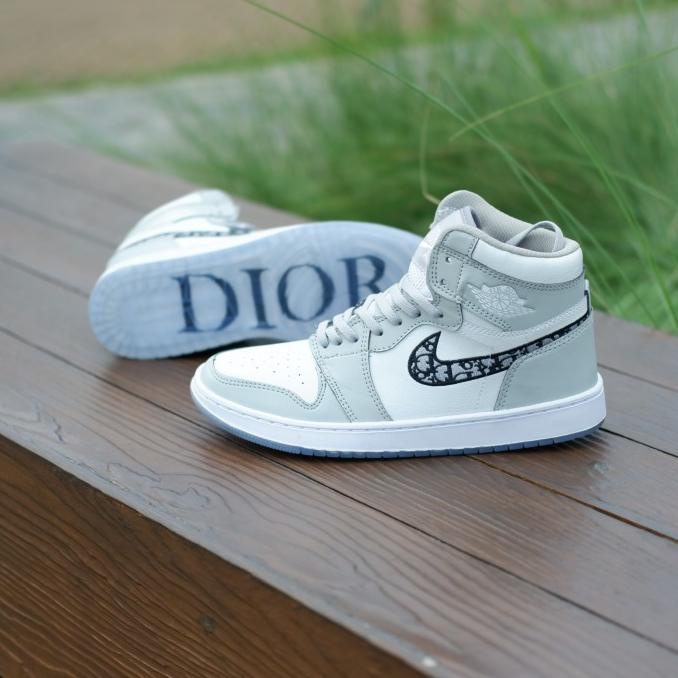 Nike Air Jordan Dior sepatu Sneakers sepatu pria wanita