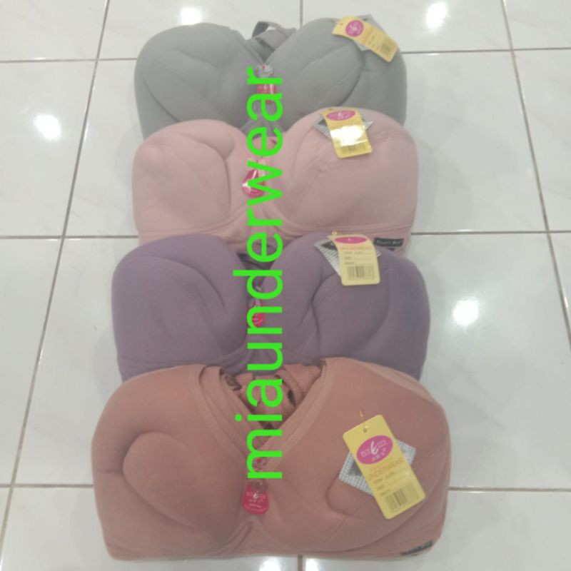 Bh Puyetti dan Alda SUPER JUMBO 48 50 bra besar sport bra big cup ukuran besar tanpa kawat tanpa bus