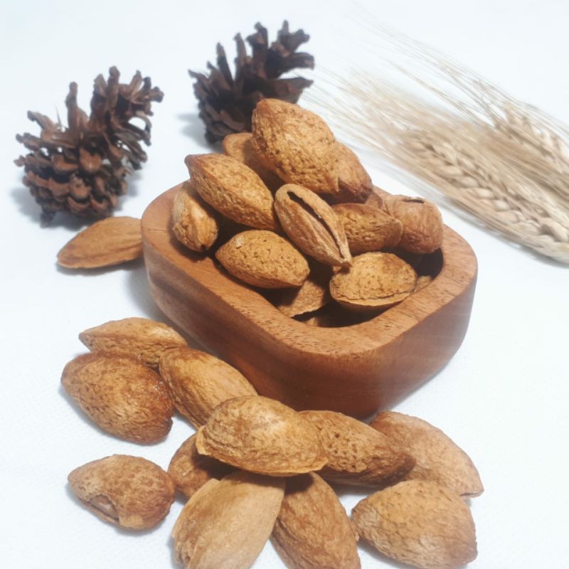 

Kacang Almond Roasted Milk 500gr Almond Panggang Susu