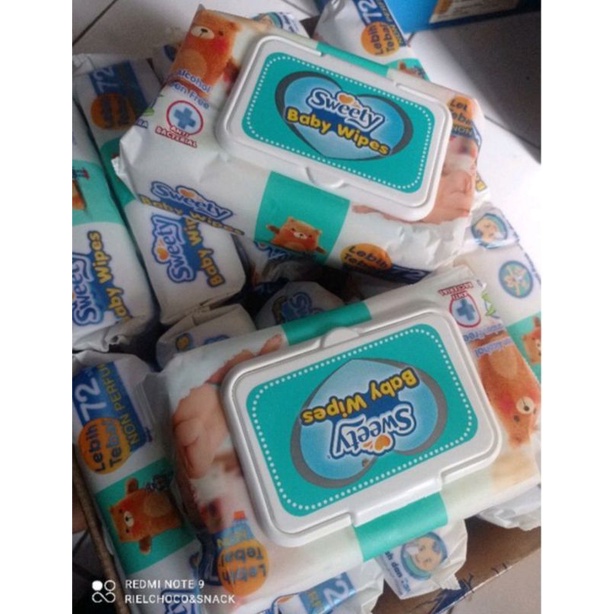 sweety tisu basah