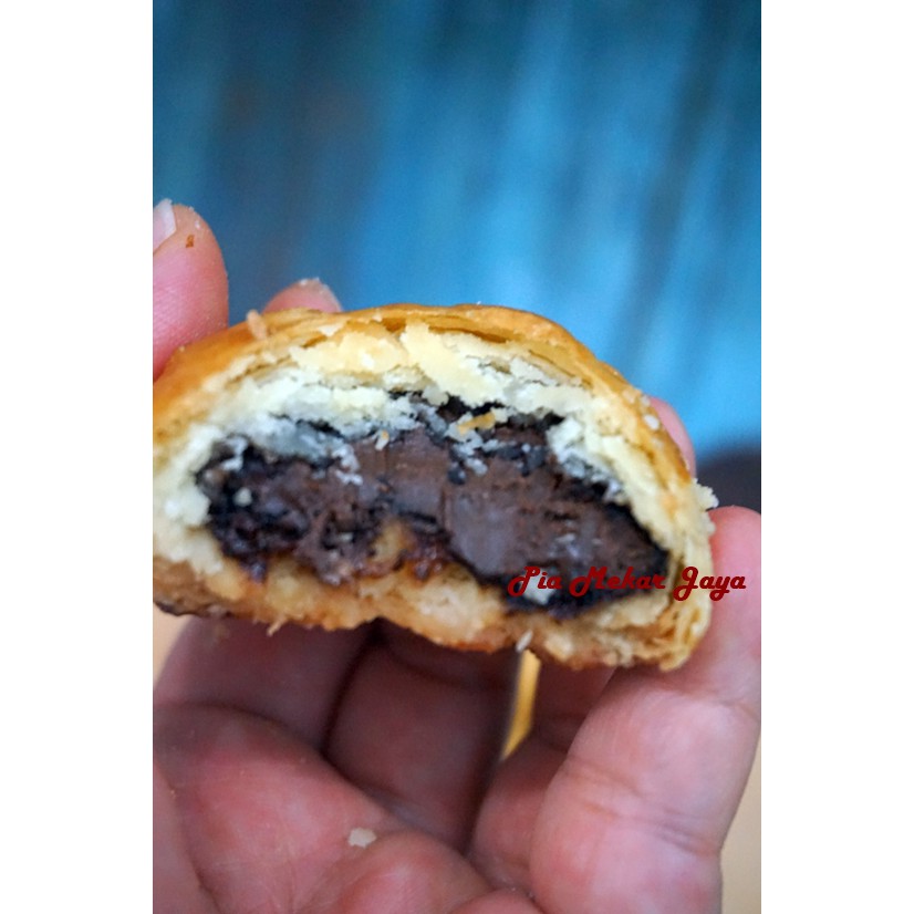 

BEST SELLER!! PIA COKLAT ENAKK..