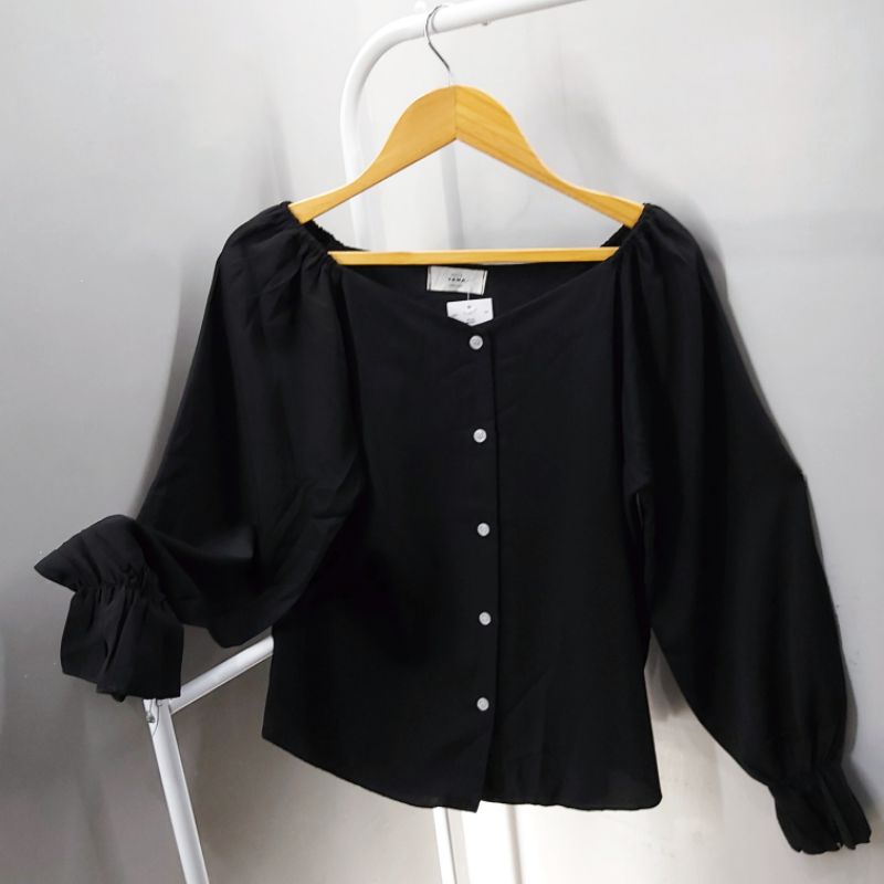 Atasan blouse Korea sisa import murah