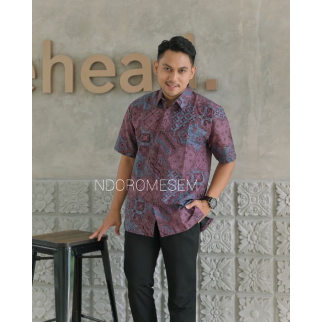 batik sekarjagad unggu katun halus furing lengan pendek