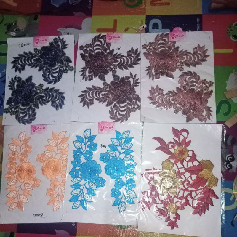 hiasan dada/hiasan dada bunga/aksesoris pengantin/aksesoris baju