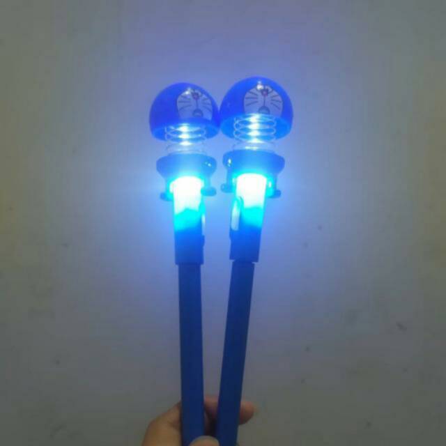 

Bolpen Springdoll LED Doraemon