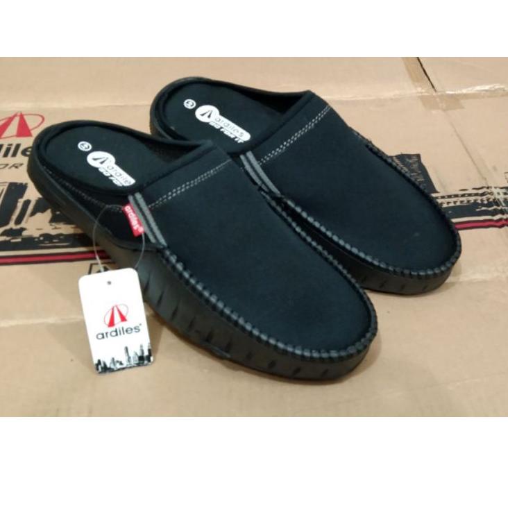 SALEE.. slop Ardiles straider hitam,slop Ardiles original pria,slop Ardiles sehari hari,slop Ardiles