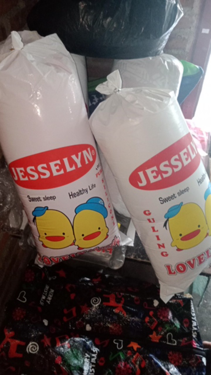 Bantal Guling Jesselyn Pure Silicone 100%