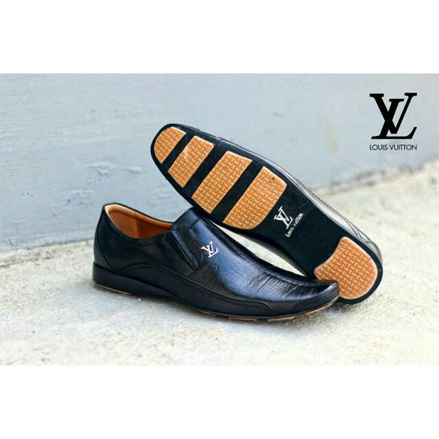 SEPATU PANTOFEL PRIA LOUIS VUITTON KULIT