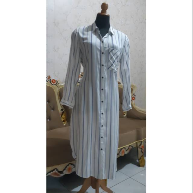 Jual : Tunik bahan katun motif salur warna putih model casual. Bahan adem, dingin, dngn model keren.