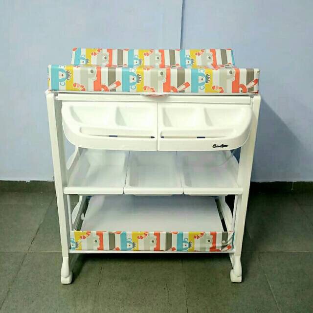 changing table bathtub