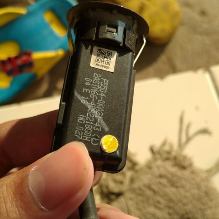 sensor parkir depan innova reborn type q venturer