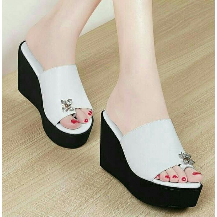 Sandal Wanita Zora Wedges Wanita Mayumi