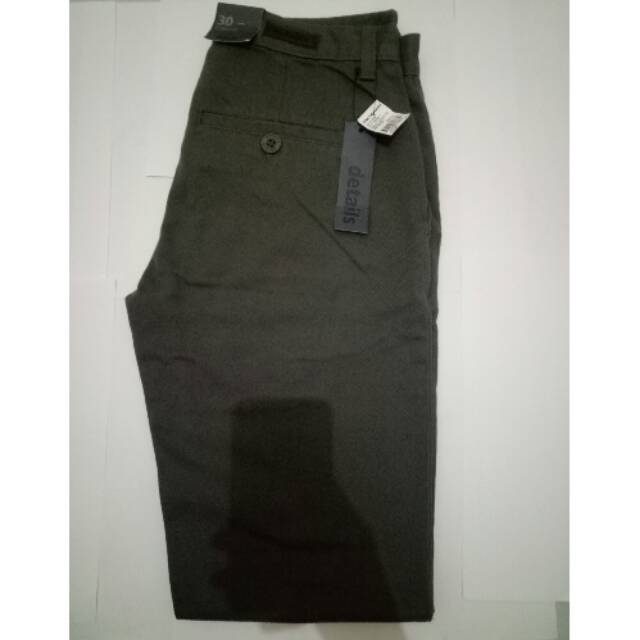 CELANA CHINO DETAILS