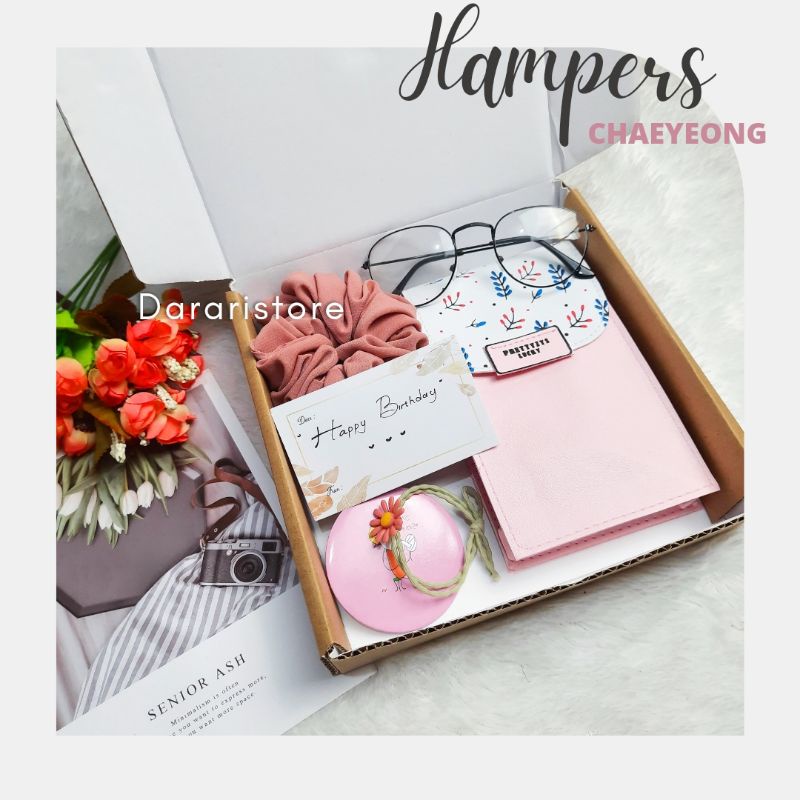 Hampers Tas Chaeyeong  Dararistore, wallet korean style, gift box hadiah ulang tahun, wisuda dll