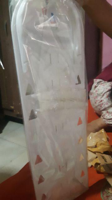 Tempat Simpan Kacamata Susun