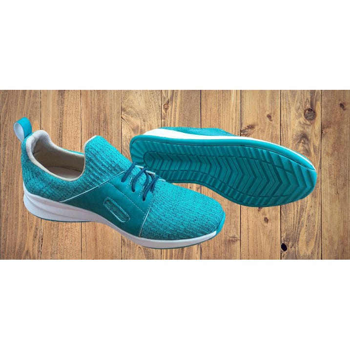 Sepatu sneakers Zonia