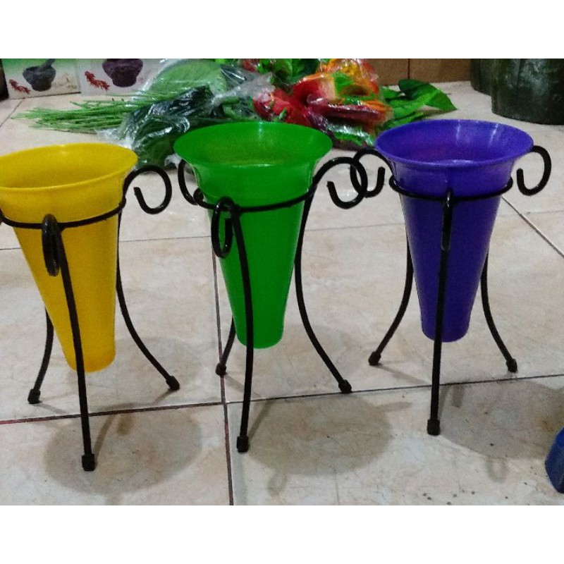 pot corong 20cm/vas corong