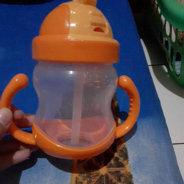 Botol Minum 280ml Buat Bayi/anak Belajar Minum Sendiri Bahan Anti Bocor Ada Sedotan Dan Pegangan