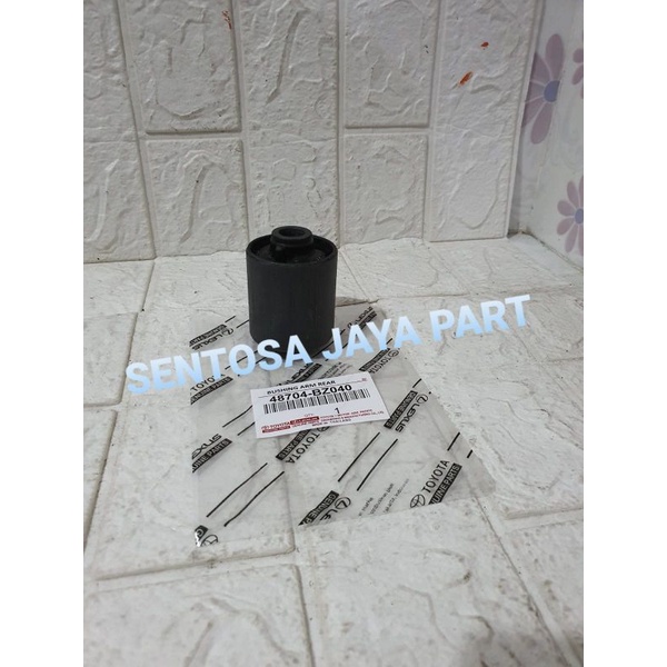 BUSHING ARM BELAKANG AVANZA XENIA ASLI