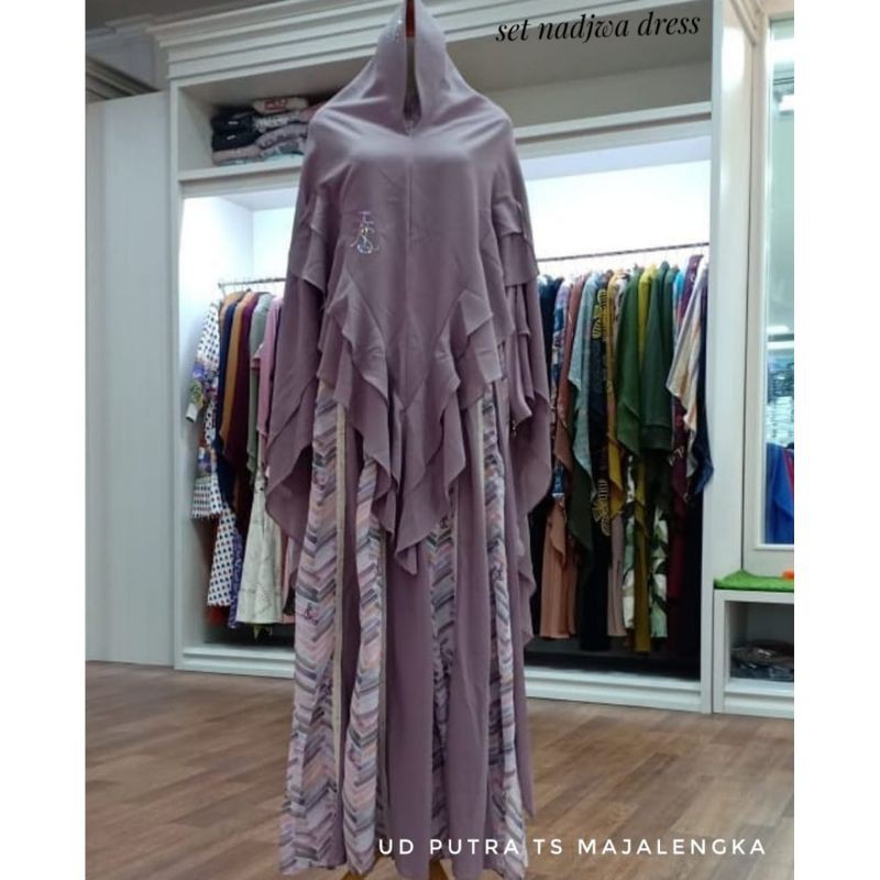 LINA SUKIJO / Nadjwa set by eLeS / set syari premium / set syari brand eLeS / set syari elegan