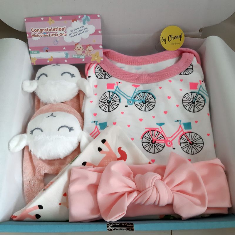 HAMPERS BAYI 6-12 MONTHS/KADO BAYI/JUMPER BAYI SEGIEMPAT-Hampers 1 -Girl