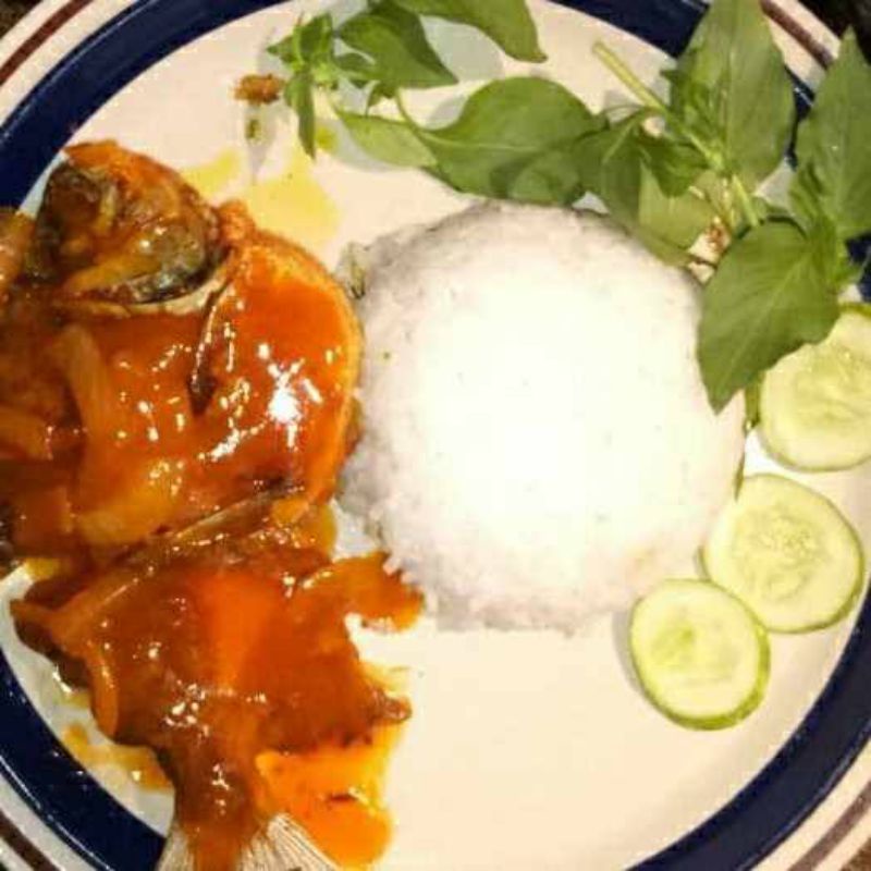 

Halal - Ikan Bawal Asam Manis Pedas + Nasi