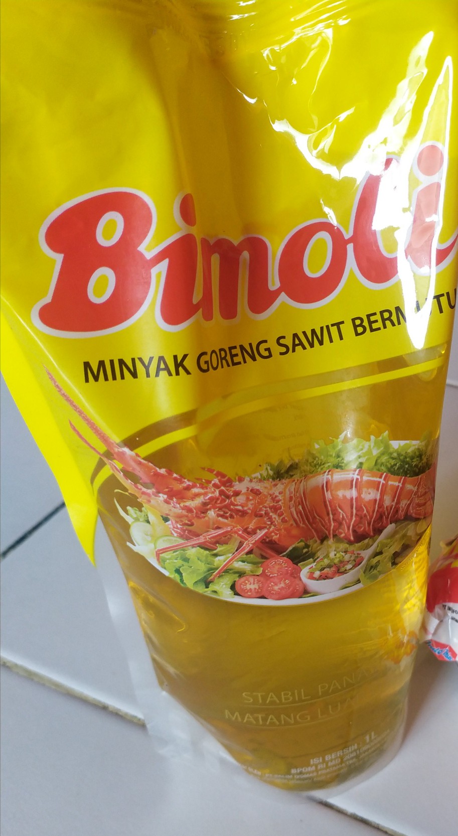 So Klin Lantai Fruity Apple - Soklin Pembersih Lantai Aroma Buah Apel 80ml