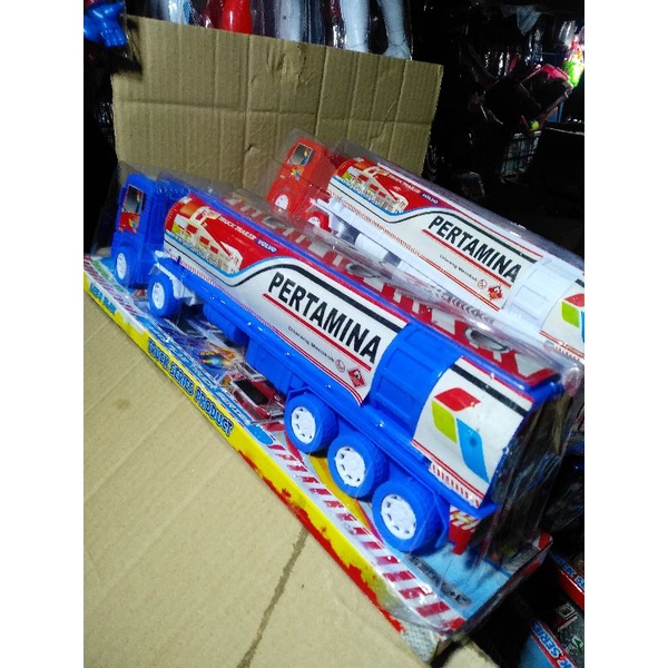Mainan Mobil Truck Tangki Pertamina Panjang  1 Pcs