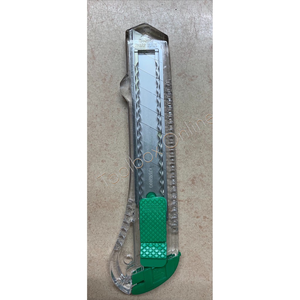 

1 lusin (12pcs) Cutter Transparan Gunindo Besar A18