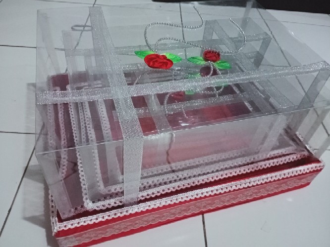 Kotak Seserahan Mika Mute Emas, Isi 4 Kotak