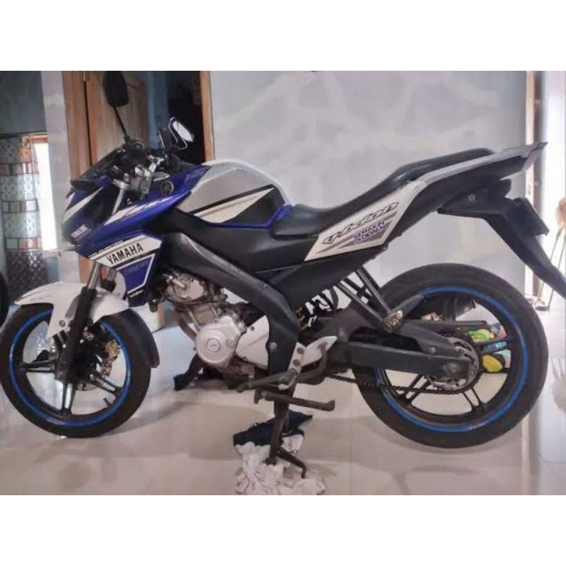 (BAYAR DI TEMPAT) striping lis stiker standar ori yamaha vixion new GP 2013 striping ori new vixion 